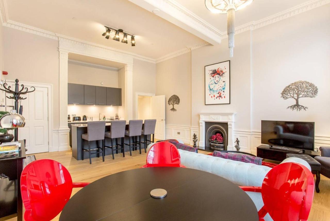 Joivy Exquisite Flat In The City Centre Edinburgh Exterior foto